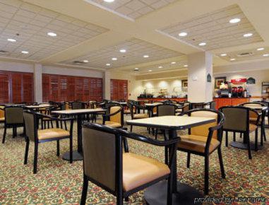 Fairfield & By Marriott Atlanta Buford/mall Of Georgia 3* Buford