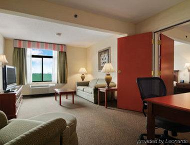 Fairfield & By Marriott Atlanta Buford/mall Of Georgia Buford
